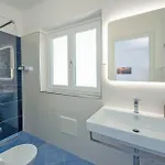 Serenity House 3*