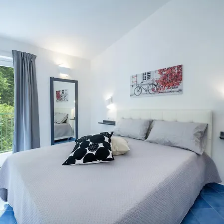 Serenity House بيت ضيافة 3*