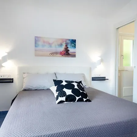 Serenity House 3*
