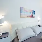 Serenity House Affittacamere 3*